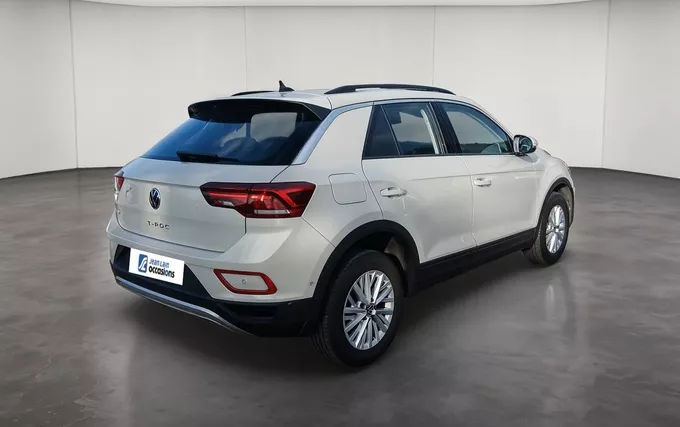 VOLKSWAGEN T-ROC 1.0 TSI 110 Start/Stop BVM6 Life extérieur trois quart arrière droit 2133016