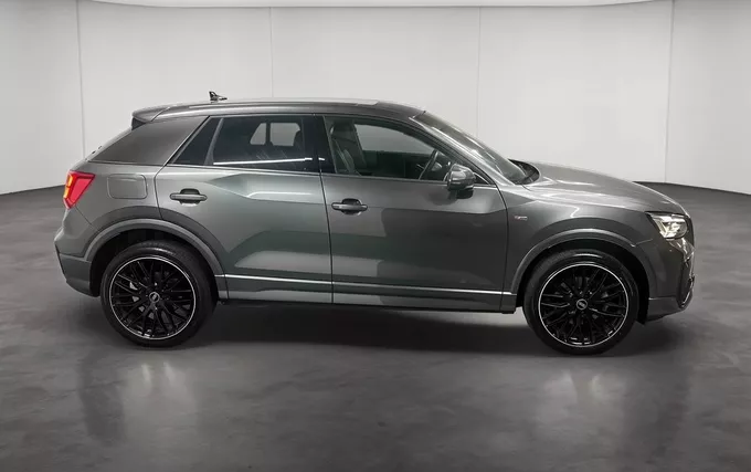 AUDI Q2 35 TDI 150 S tronic 7 S line extérieur côté droit 2129795