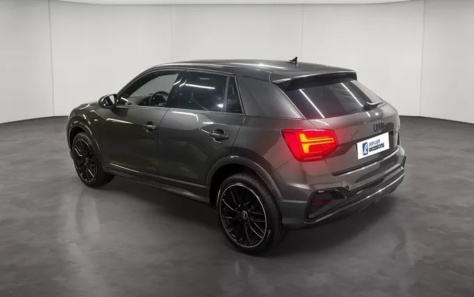 AUDI Q2 35 TDI 150 S tronic 7 S line extérieur trois quart arrière gauche 2129795