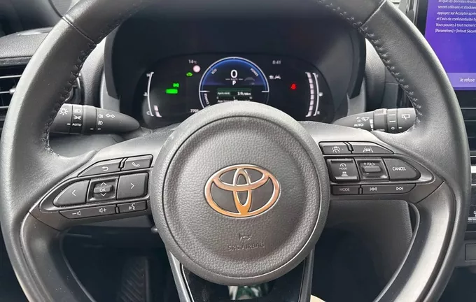 TOYOTA YARIS CROSS Hybride 130h 2WD Design photo 12 1103309