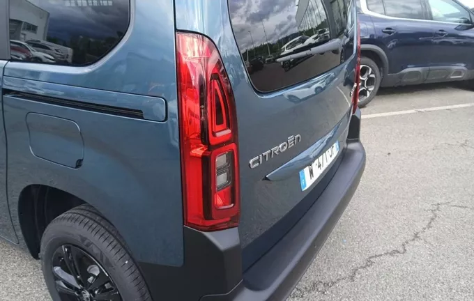 CITROEN BERLINGO Taille M BlueHDi 130 S&S EAT8 Max photo 17 945273