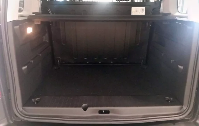 CITROEN BERLINGO Taille M BlueHDi 130 S&S EAT8 Max extérieur arrière 945273