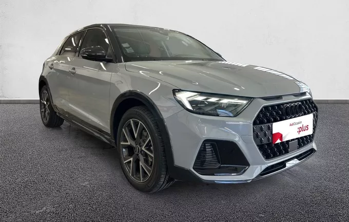 AUDI A1 Citycarver 30 TFSI 116 ch BVM6 Design Luxe extérieur trois quart avant droit 2131943