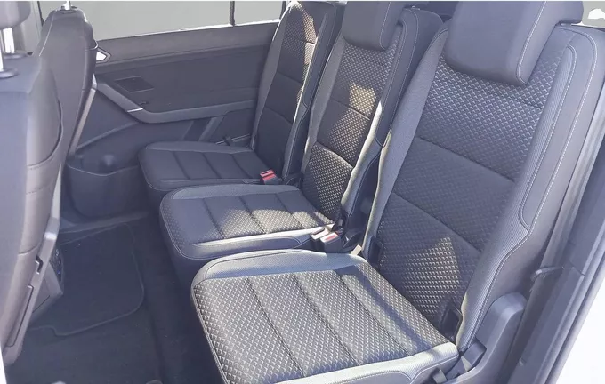 VOLKSWAGEN TOURAN 1.5 TSI EVO 150 DSG7 5pl Active extérieur arrière 2129263