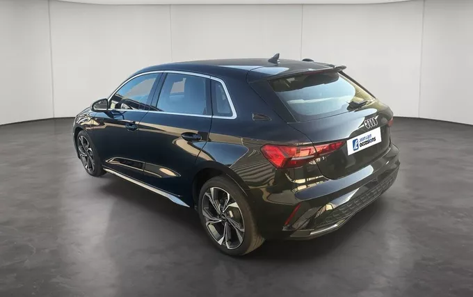 AUDI A3 Sportback TFSI e Hybride rechargeable 204 S tronic 6 S line extérieur trois quart arrière gauche 2131829