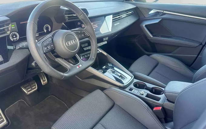 AUDI A3 Sportback TFSI e Hybride rechargeable 204 S tronic 6 S line photo 11 2131829
