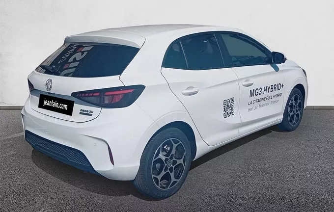 MG MG3 1.5 L Hybrid+ 195 ch Luxury extérieur trois quart arrière droit 8704