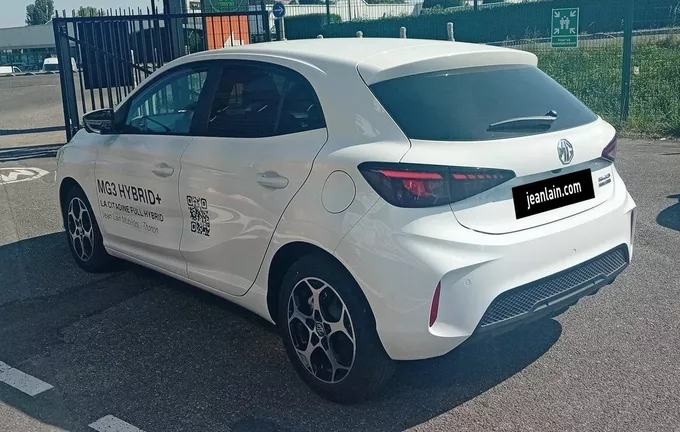 MG MG3 1.5 L Hybrid+ 195 ch Luxury photo 25 8704