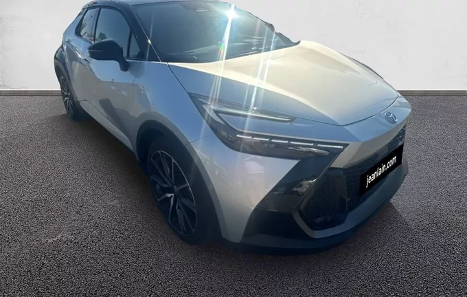 TOYOTA C-HR Hybride 2.0L AWD-i GR Sport extérieur trois quart avant droit 159304