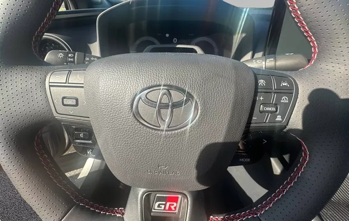 TOYOTA C-HR Hybride 2.0L AWD-i GR Sport photo 12 159304