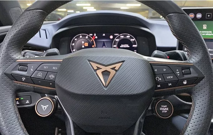 CUPRA TERRAMAR 1.5 eHybrid 272 ch DSG6 VZ extérieur côté gauche 2126883
