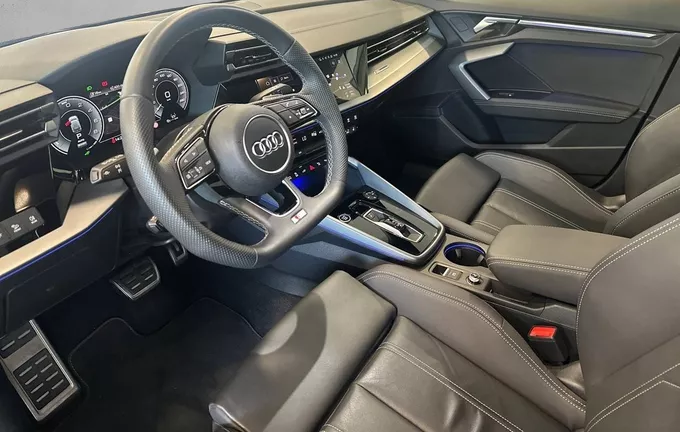 AUDI A3 Sportback TFSI e Hybride rechargeable 204 S tronic 6 S line photo 11 2130769
