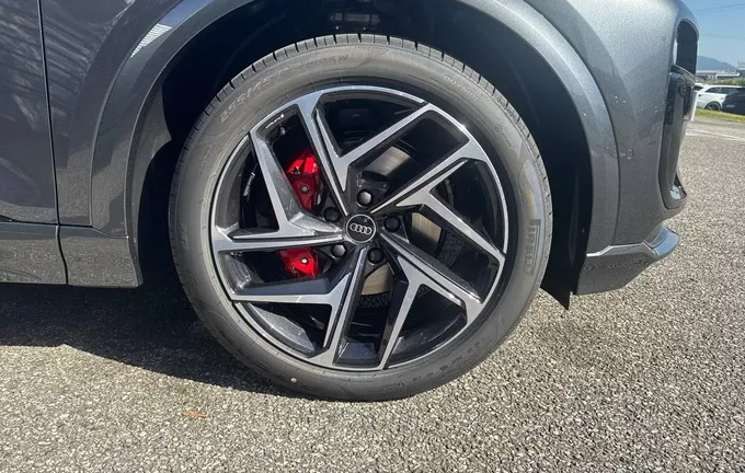 AUDI Q6 E-TRON SPORTBACK 428 ch 100 kWh quattro Competition photo 9 5621