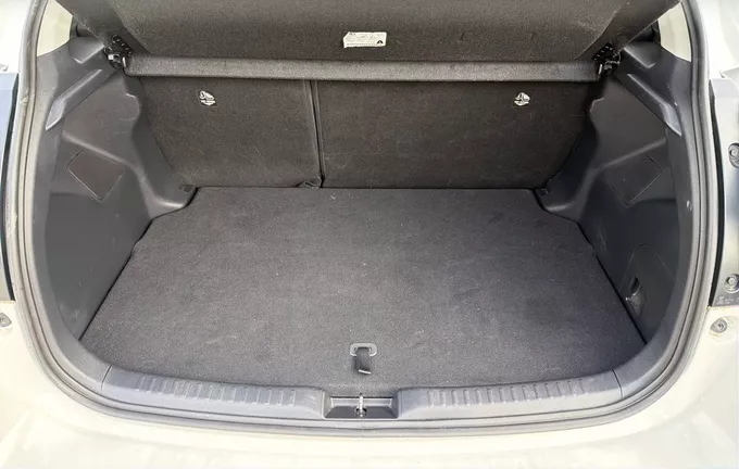 TOYOTA YARIS Hybride 116h Dynamic photo 10 1103104