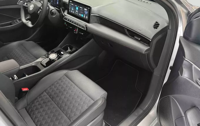 MG MG3 1.5 L Hybrid+ 195 ch Luxury photo 18 7609