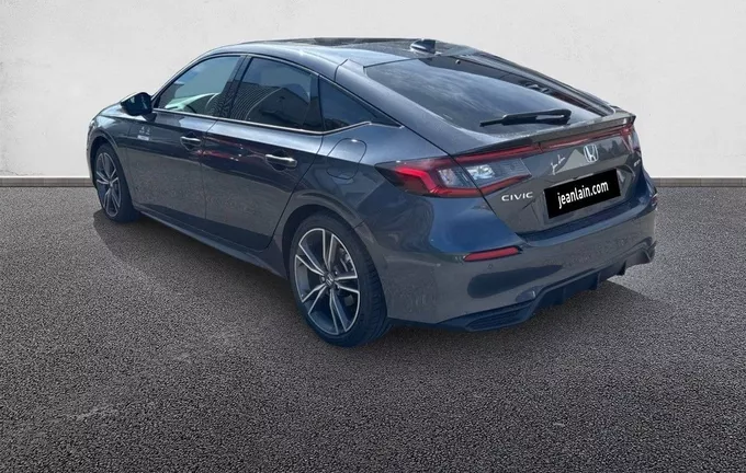 HONDA CIVIC e:HEV 2.0 i-MMD Advance extérieur trois quart arrière gauche 6336588