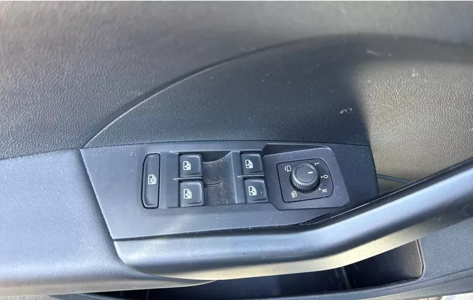 VOLKSWAGEN T-CROSS 1.0 TSI 95 Start/Stop BVM5 VW Edition photo 14 2128521