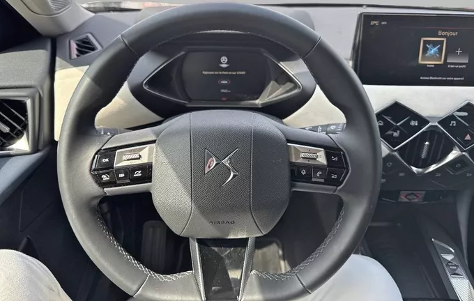 DS DS3 DS 3 Hybride 145 e-DCT6 Jules Verne photo 12 991153