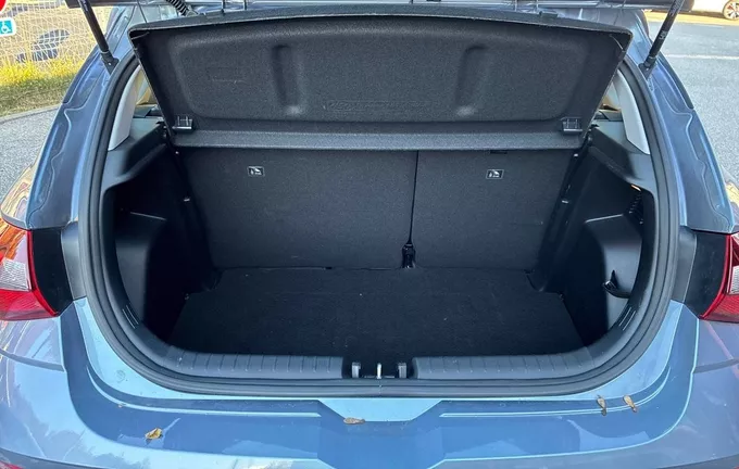 HYUNDAI I20 1.2 79 Initia photo 10 13406
