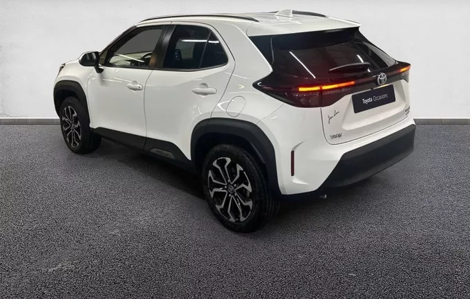 TOYOTA YARIS CROSS Hybride 116h AWD-i Design extérieur trois quart arrière gauche 1103506