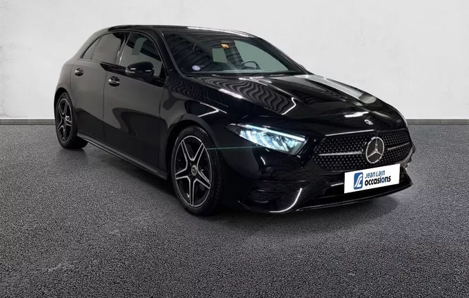 MERCEDES CLASSE A 200 AMG Line extérieur trois quart avant droit 2127816