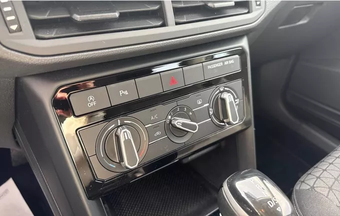 VOLKSWAGEN T-CROSS 1.0 TSI 110 Start/Stop DSG7 Life Tech photo 17 2127227
