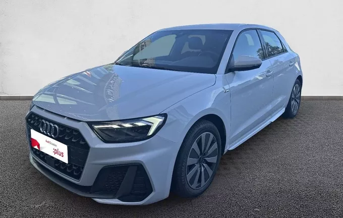 AUDI A1 Sportback 30 TFSI 110 ch S tronic 7 S Line extérieur trois quart avant gauche 2128750