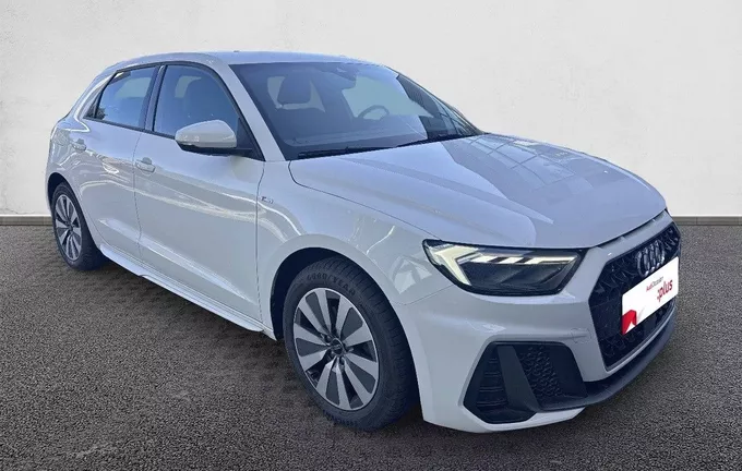 AUDI A1 Sportback 30 TFSI 110 ch S tronic 7 S Line extérieur trois quart avant droit 2128750