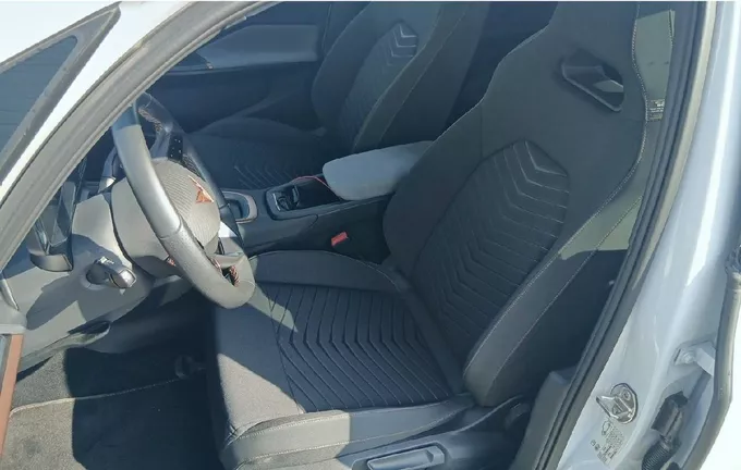CUPRA BORN 230 ch - Batterie XL extérieur trois quart arrière droit 2130957