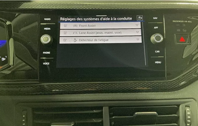 VOLKSWAGEN POLO 1.0 TSI 95 S&S BVM5 photo 18 2128041