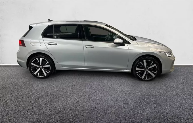 VOLKSWAGEN GOLF 1.5 eTSI EVO2 116 DSG7 VW Edition extérieur côté droit 2131850