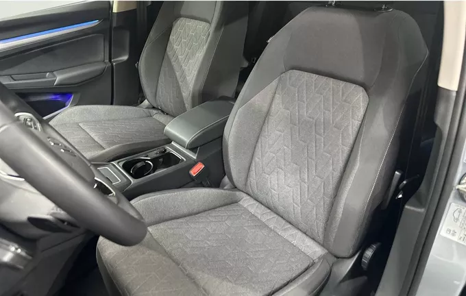 VOLKSWAGEN GOLF 1.5 eTSI EVO2 116 DSG7 VW Edition extérieur trois quart arrière droit 2131850