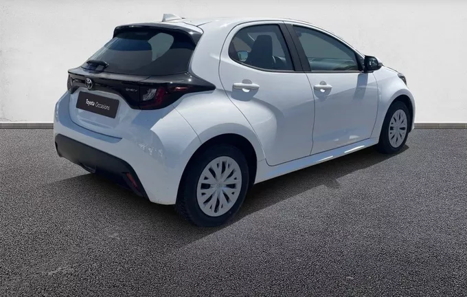 TOYOTA YARIS Hybride 116h Active extérieur trois quart arrière droit 1103635