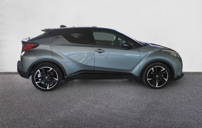 TOYOTA C-HR Hybride 2.0L GR-Sport extérieur côté droit 460617