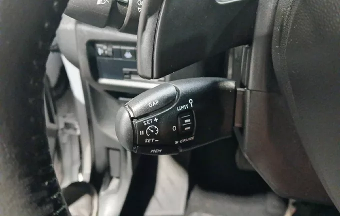 CITROEN C5 AIRCROSS Hybride 136 e-DCS6 Plus photo 19 945243
