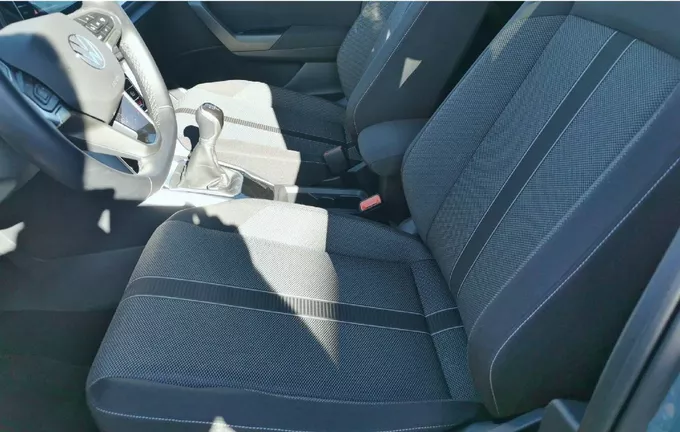 VOLKSWAGEN T-ROC 1.0 TSI 116 Start/Stop BVM6 VW Edition extérieur trois quart arrière droit 2131774