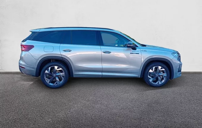 SKODA KODIAQ 2.0 TDI 150 ch SCR DSG7 7pl Sportline extérieur côté droit 2319