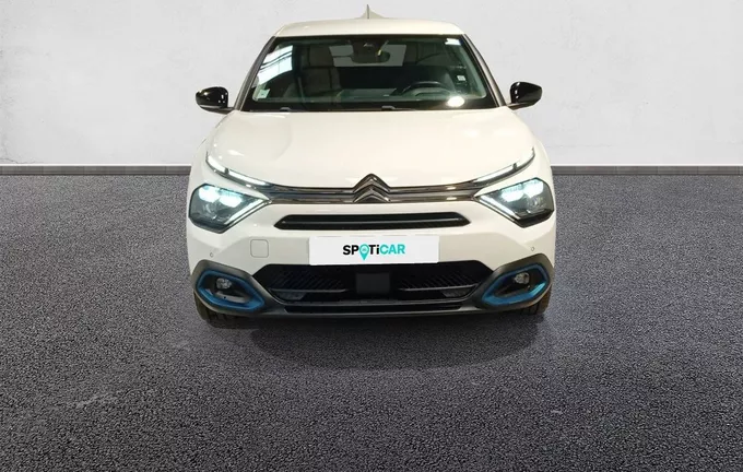 CITROEN C4 e-C4 136 ch Automatique Shine Pack extérieur trois quart avant droit 946081