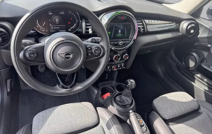 MINI COOPER Hatch 3 Portes Cooper 136 ch Edition Greenwich photo 18 2130933