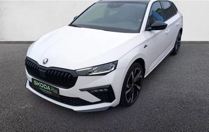 SKODA SCALA 1.0 TSI Evo 2 116 ch DSG7 Monte-Carlo extérieur trois quart avant gauche 560235