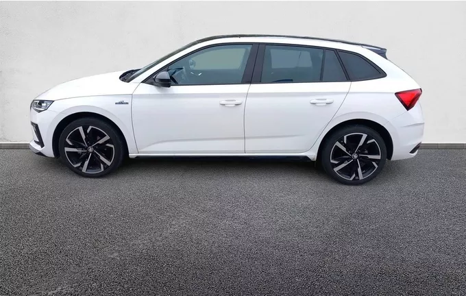 SKODA SCALA 1.0 TSI Evo 2 116 ch DSG7 Monte-Carlo extérieur trois quart arrière gauche 560235