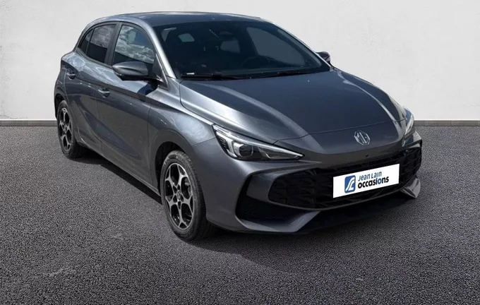 MG MG3 1.5 L Hybrid+ 195 ch Luxury extérieur trois quart avant droit 601188