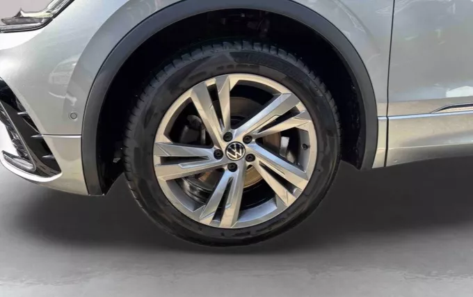 VOLKSWAGEN TIGUAN Allspace 2.0 TDI 200ch DSG7 4Motion R-Line photo 9 2132291