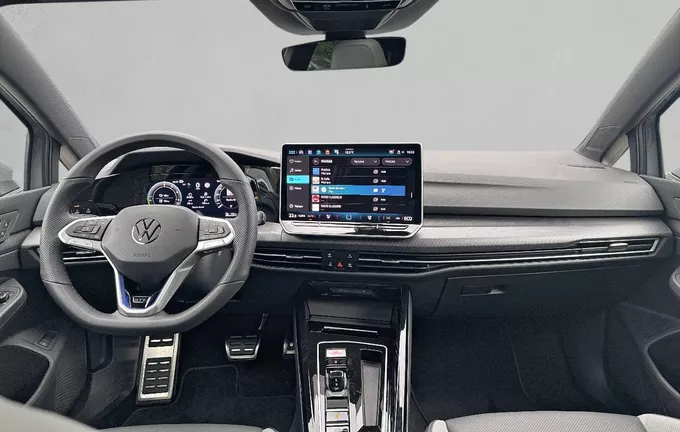 VOLKSWAGEN GOLF 1.5 eHybrid 272 DSG6 GTE photo 18 2390