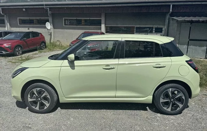 SUZUKI SWIFT 1.2 Dualjet Hybrid AllGrip Pack photo 28 770111