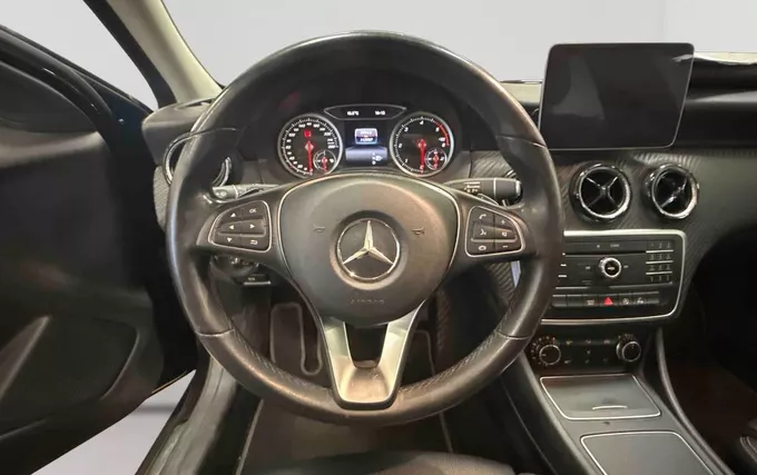 MERCEDES GLA 200 d 7-G DCT Intuition photo 12 213697