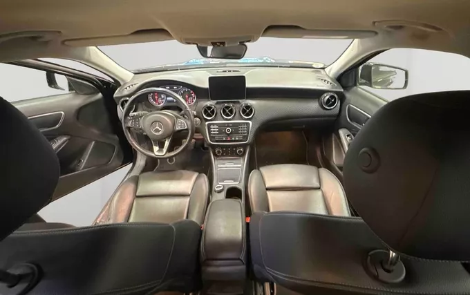 MERCEDES GLA 200 d 7-G DCT Intuition photo 19 213697