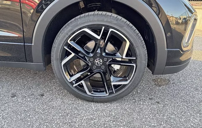 VOLKSWAGEN T-CROSS 1.5 TSI 150 Start/Stop DSG7 R-Line Edition photo 9 1666