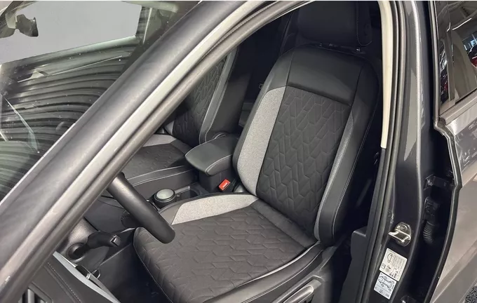 VOLKSWAGEN T-ROC 2.0 TDI 116 Start/Stop BVM6 Life extérieur trois quart arrière droit 2129679
