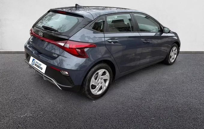 HYUNDAI I20 1.2 79 Initia extérieur trois quart arrière droit 13698